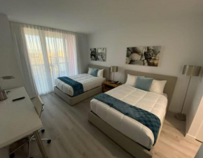 Executive Suite at Beachwalk Pool Gym Beach 22